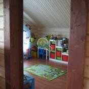 Детская комната в загородном доме- в доме из профилированного бруса сечением 185х185мм.