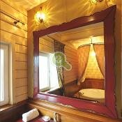 Интерьер ванной комнаты в доме из клееного бруса